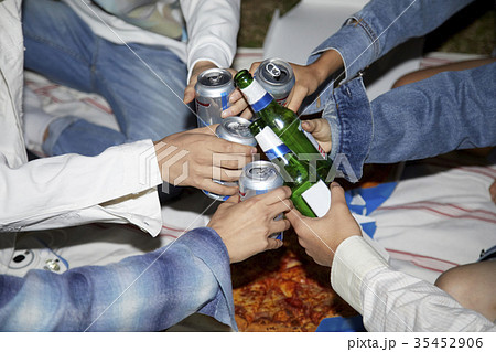 多数 ビール 屋外 35452906