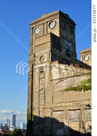 横浜競馬場跡 横浜競馬場跡 35459877