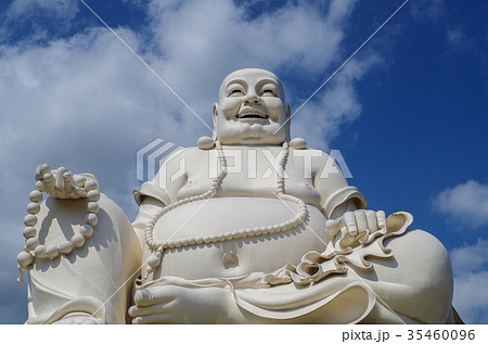 large seated Buddha sculpture  large seated Buddha sculpture  35460096
