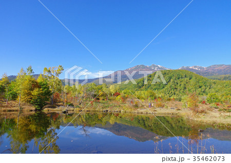 秋のまいめの池と乗鞍岳 秋のまいめの池と乗鞍岳 35462073