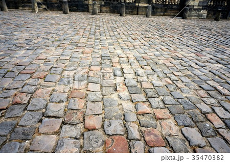 ベルサイユ宮殿-石畳1 35470382