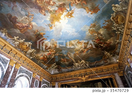 ベルサイユ宮殿 10 天井画の写真素材