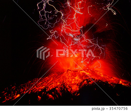 桜島噴火河口稲光 35470756