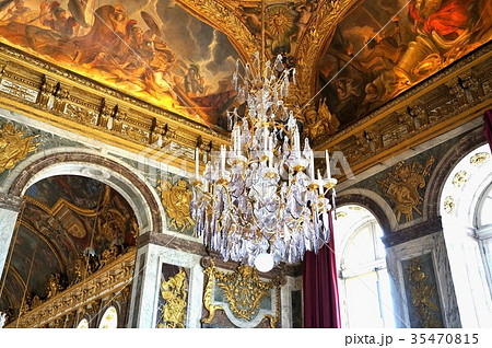 ベルサイユ宮殿-19 鏡の間へ 35470815