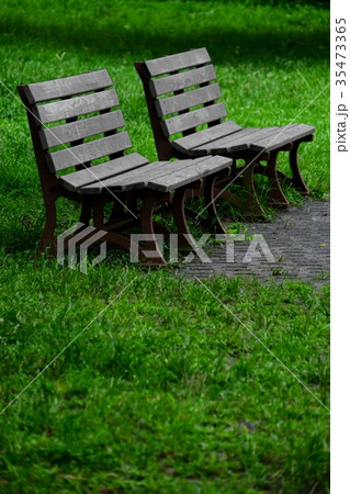 公園のベンチ 35473365