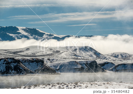 Winter landscape with Wolford Mountain Reservoir Winter landscape with Wolford Mountain Reservoir 35480482