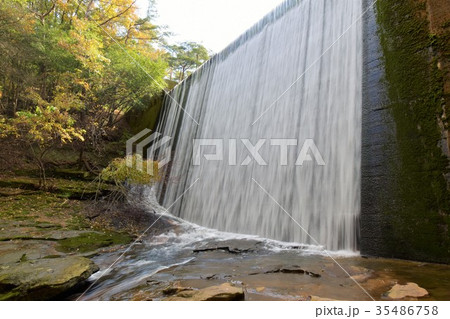 滝 35486758