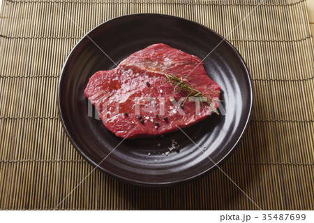 生 なまもの 牛肉 35487699