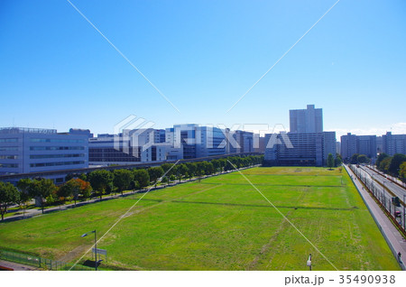 立川市内の街並みを望む 35490938