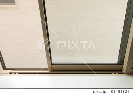 新築住宅の窓 35491322
