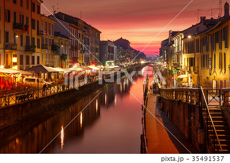 Naviglio Grande canal in Milan, Lombardia, Italy 35491537