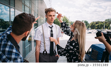 backstage photography stylist teamwork lifestyle 35501389