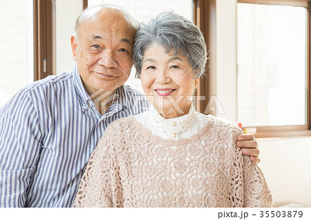 シニア 夫婦 オシドリ夫婦 シニア 夫婦 オシドリ夫婦 35503879