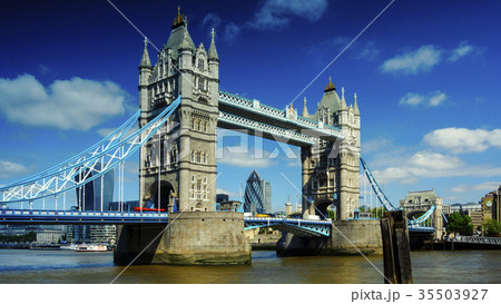 Sunny day in London, view to the Tower Bridge Sunny day in London, view to the Tower Bridge 35503927
