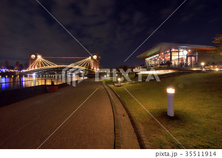 富岩運河環水公園 35511914