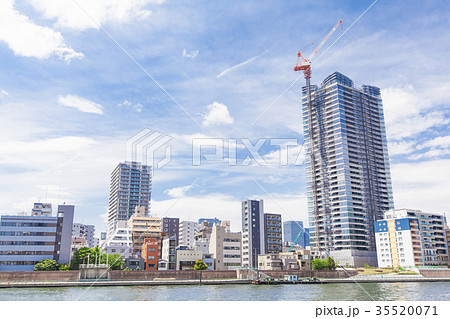 建設中のタワーマンション 建設中のタワーマンション 35520071