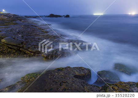 海沿い 沿岸 沖合 35520220