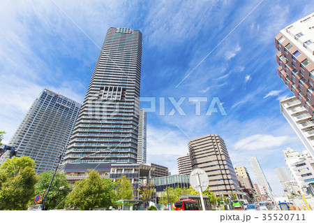 タワーマンションのある都市風景 35520711