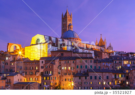 Siena Cathedral at night, Tuscany, Italy Siena Cathedral at night, Tuscany, Italy 35521927