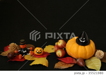 ハロウィンのディスプレイ 35521980