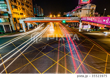 梁 ビーム 煌く 35523975