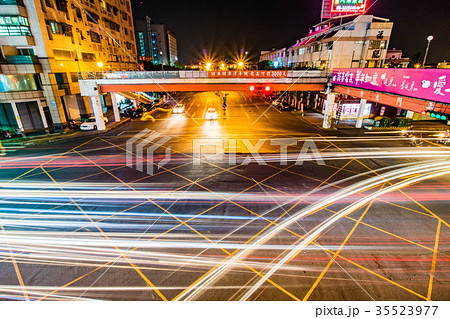 梁 ビーム 煌く 35523977