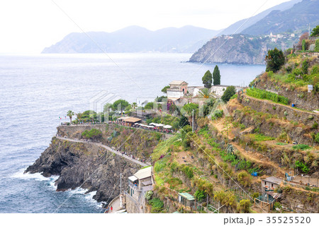 Beautiful view to Manarola mountains 35525520