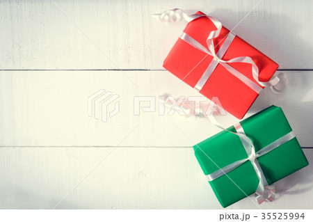 top view christmas gift box on wood table 35525994