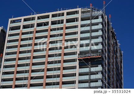 マンションの大規模修繕風景 35531024