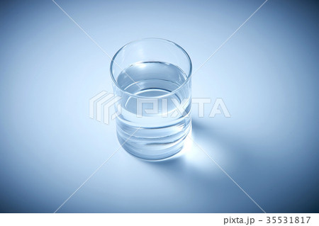 水 水 35531817