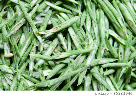 Fresh sliced yardlong bean 35533946