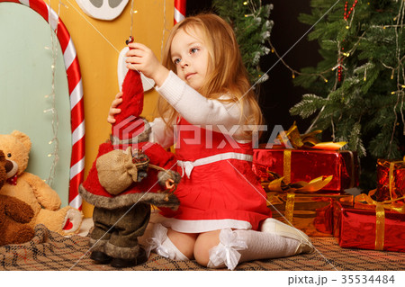 Little girl and Christmas Little girl and Christmas 35534484