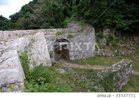 知念城　正門跡 35537771