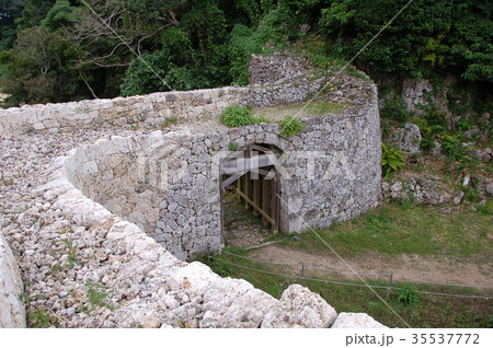 知念城　正門跡 35537772