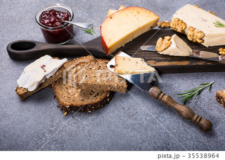 Various types of cheese 35538964
