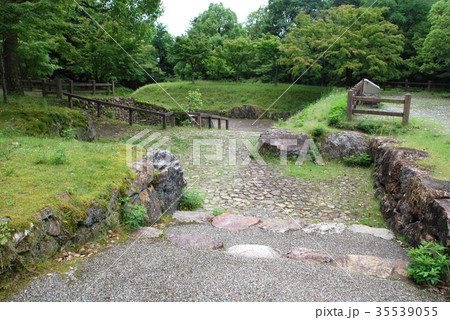 岐阜城　織田信長居館跡の虎口石段 35539055