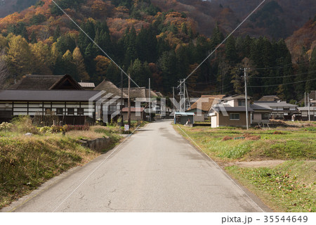 秋の前沢集落 35544649
