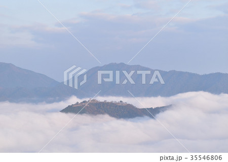 立雲峡からの竹田城跡　② 35546806