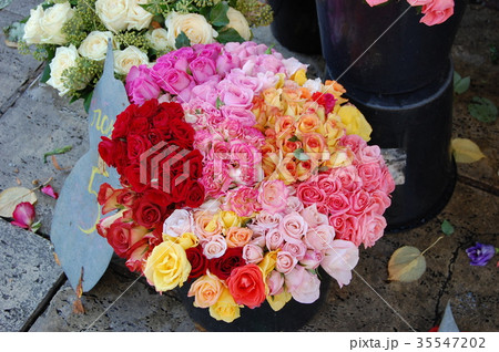 バラの花束 35547202