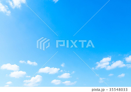 雲 積雲 青い空 白い雲 秋の空 冬の空 背景用素材 クラウド 青空 合成用背景 雲 積雲 青い空 白い雲 秋の空 冬の空 背景用素材 クラウド 青空 合成用背景 35548033