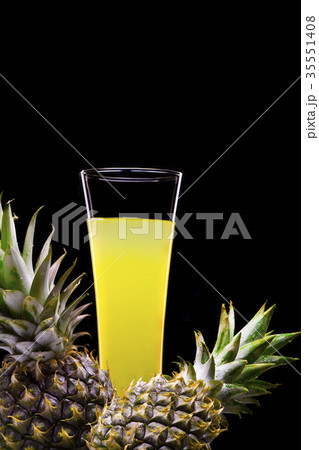 yellow juice 35551408