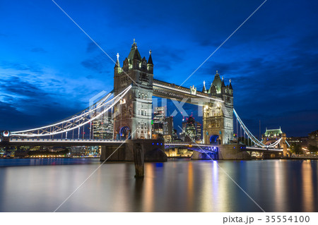 Tower Bridge in the evening, London, England Tower Bridge in the evening, London, England 35554100