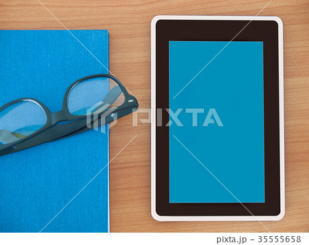 digital tablet finger touch blank screen. 35555658
