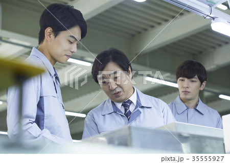 工場 男 男性 35555927