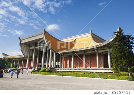 Sun Yat-sen Memorial Hall 35557415