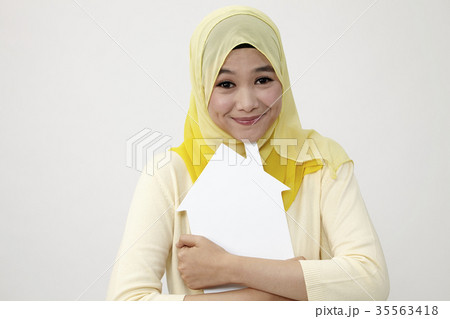 my first house 35563418