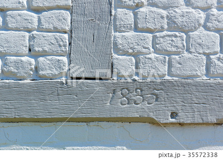 old truss wall old truss wall 35572338