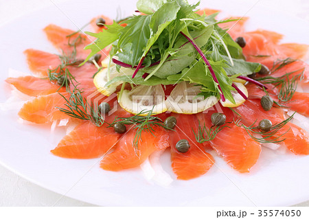 サーモンのカルパッチョ サーモンのカルパッチョ 35574050