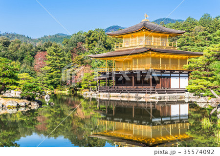 秋の京都　金閣寺 35574092