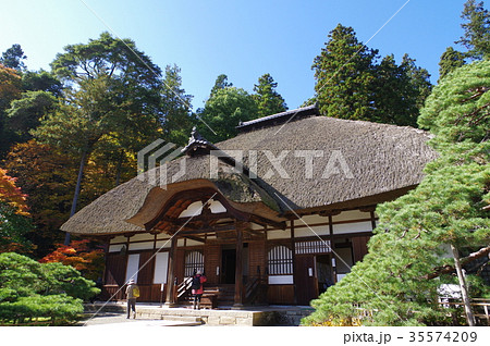 信州上田の文化財　常楽寺本堂　俯瞰　別所温泉にある８２５年創建の天台宗の古刹 35574209